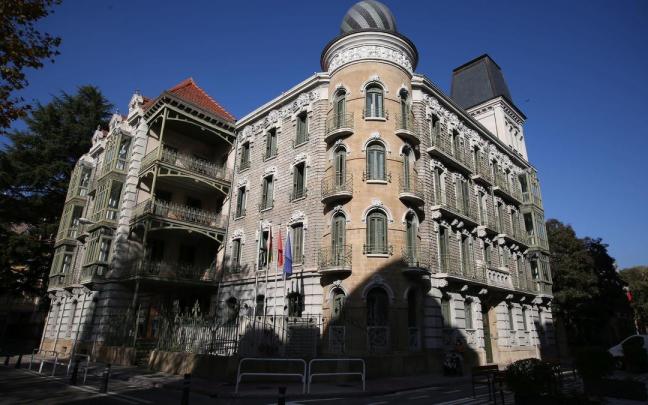 Exterior de la Escuela de Música Joaquín Maya.