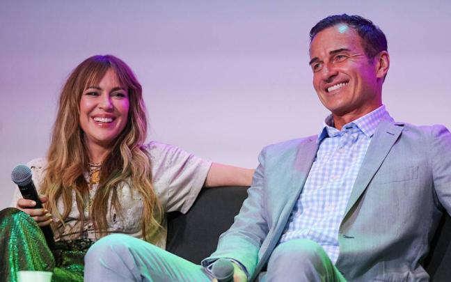Alyssa Milano junto a Julian McMahon