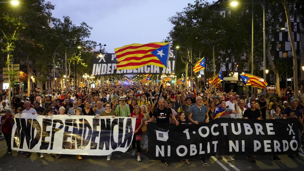 Manifestación por el aniversario del referéndum del 1 de octubre