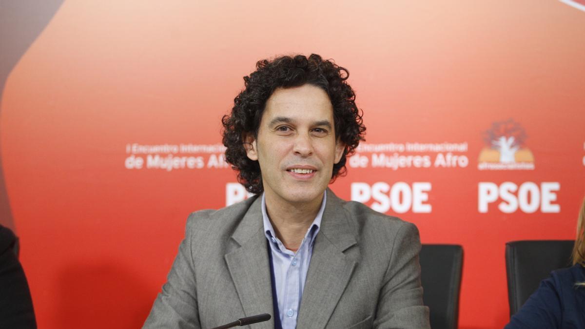 El político y activista fallecido Pedro Zerolo.