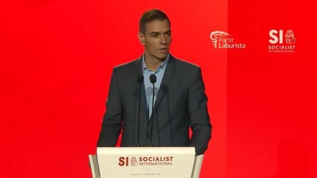 El presidente del Gobierno, Pedro Sánchez, interviene en el Consejo de la Internacional Socialista en Malta.
