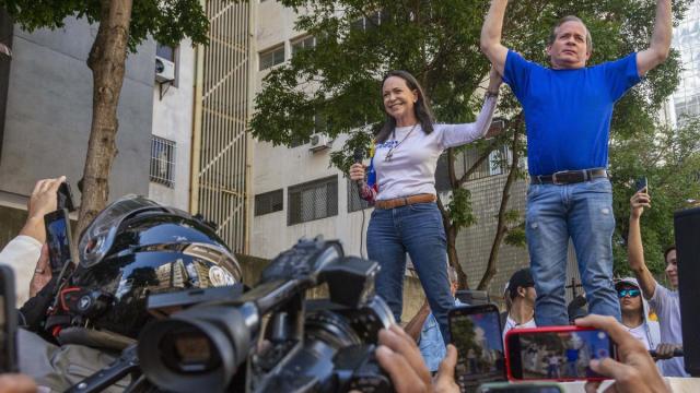 Juan Pablo Guanipa, junto a María Corina Machado.