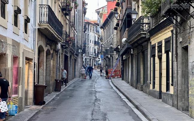 La calle Bidekurutzeta se cortará este viernes al tráfico peatonal y rodado.