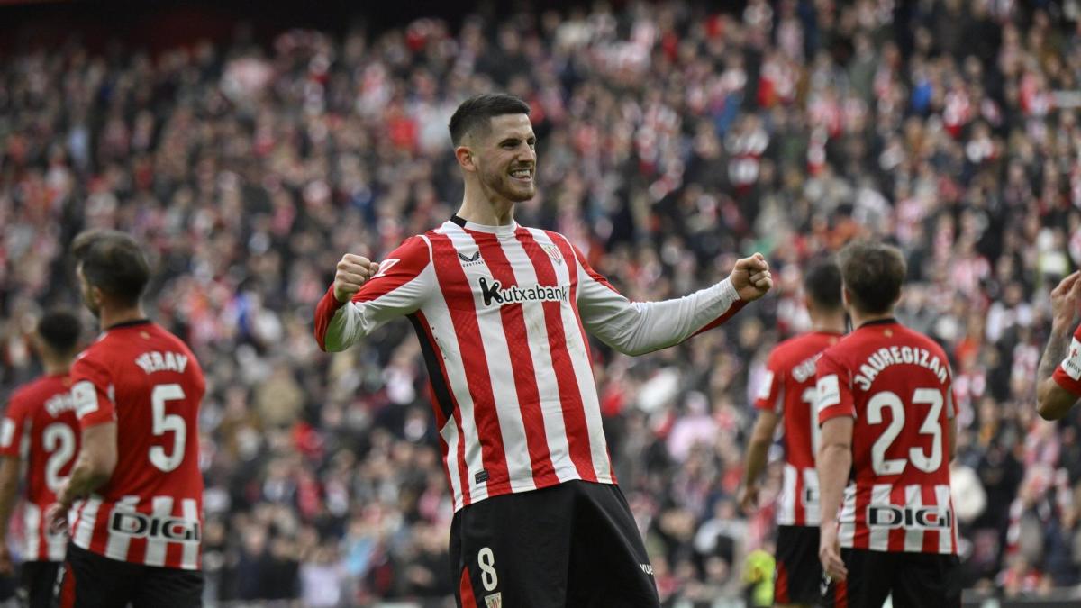 Oihan Sancet celebrando uno de los goles frente al Girona. Foto: OSKAR GONZÁLEZ