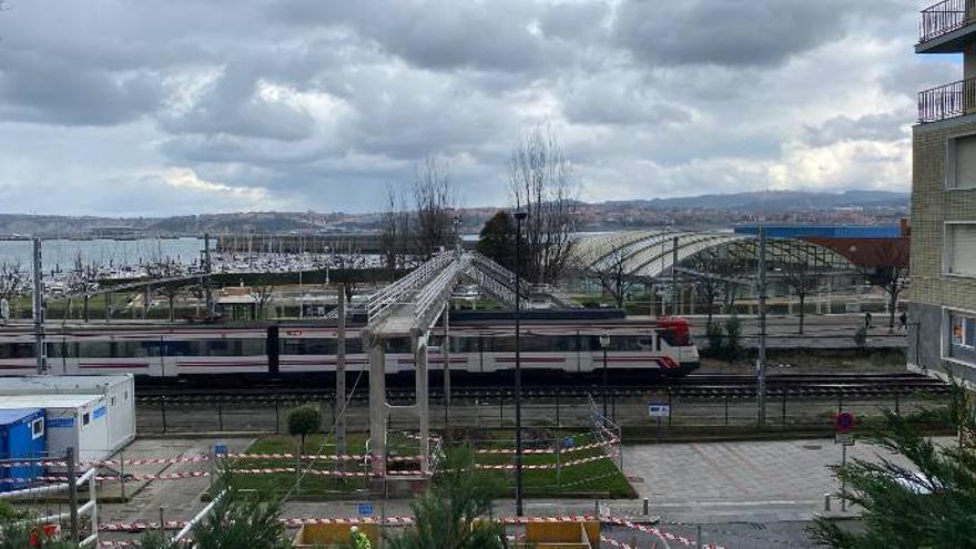 Reconstrucción de la pasarela.