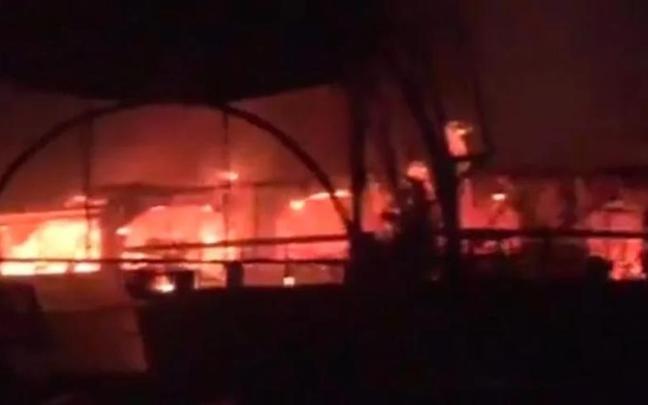 Imagen del incendio en una discoteca del estado indio de Goa