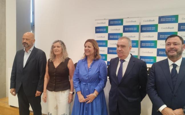 Representantes de Confebask, en la rueda de prensa tras el Consejo.