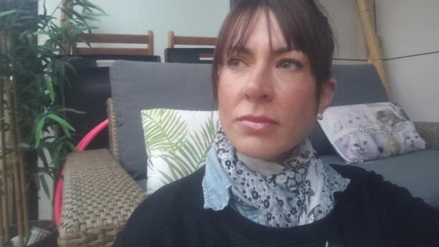 Hegoa Ozaeta, en el piso de su actual pareja, donde reside desde hace casi dos años.