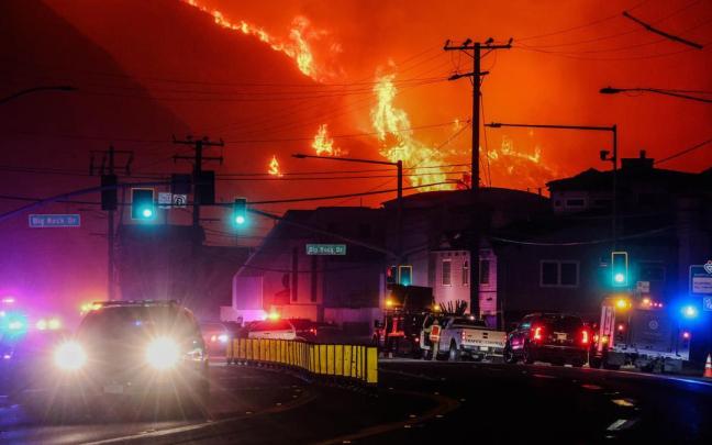 Incendio en Malibú, Los Ángeles.