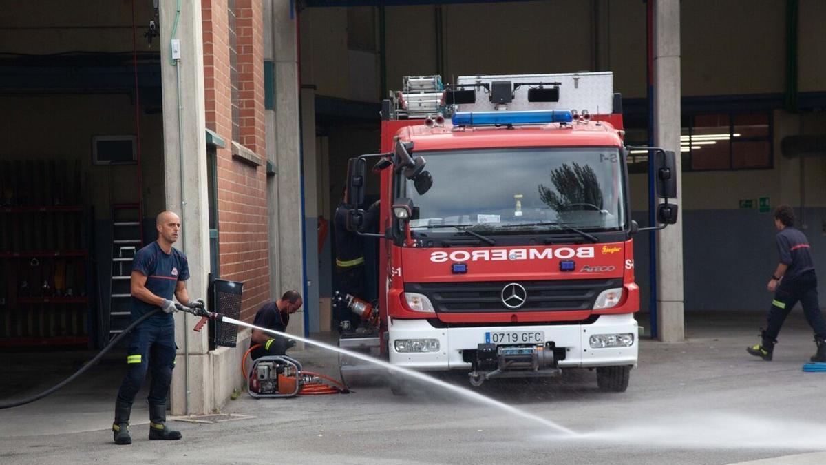 Con la entrada en vigor de esta norma los bomberos pasarán a ser agentes de la autoridad.