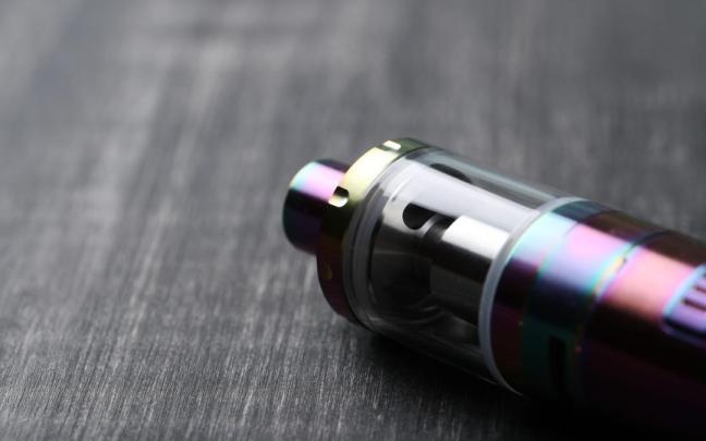 Imagen de recurso de un cigarrillo electrónico o 'vaper'. Imagen de recurso de un cigarrillo electrónico o 'vaper'.