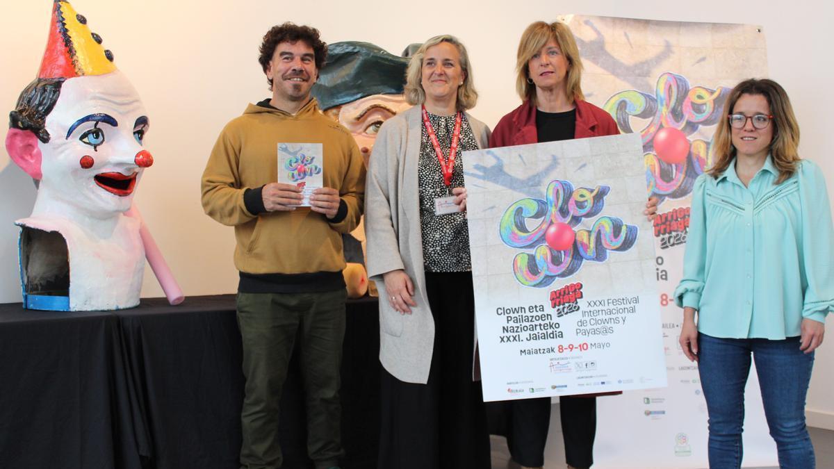 En la presentación del festival ya se han podido ver los cabezudos de Arrigorriaga