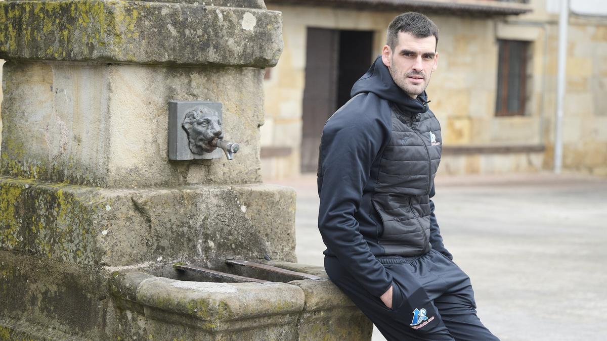 Joseba Ezkurdia posa en Arbizu.