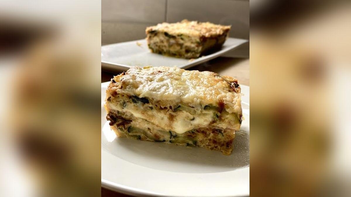 El pastel puede servirse caliente, templado o frío y conservarse para el día siguiente.