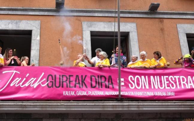 Las Chicas de Oro lanzan el chupinazo