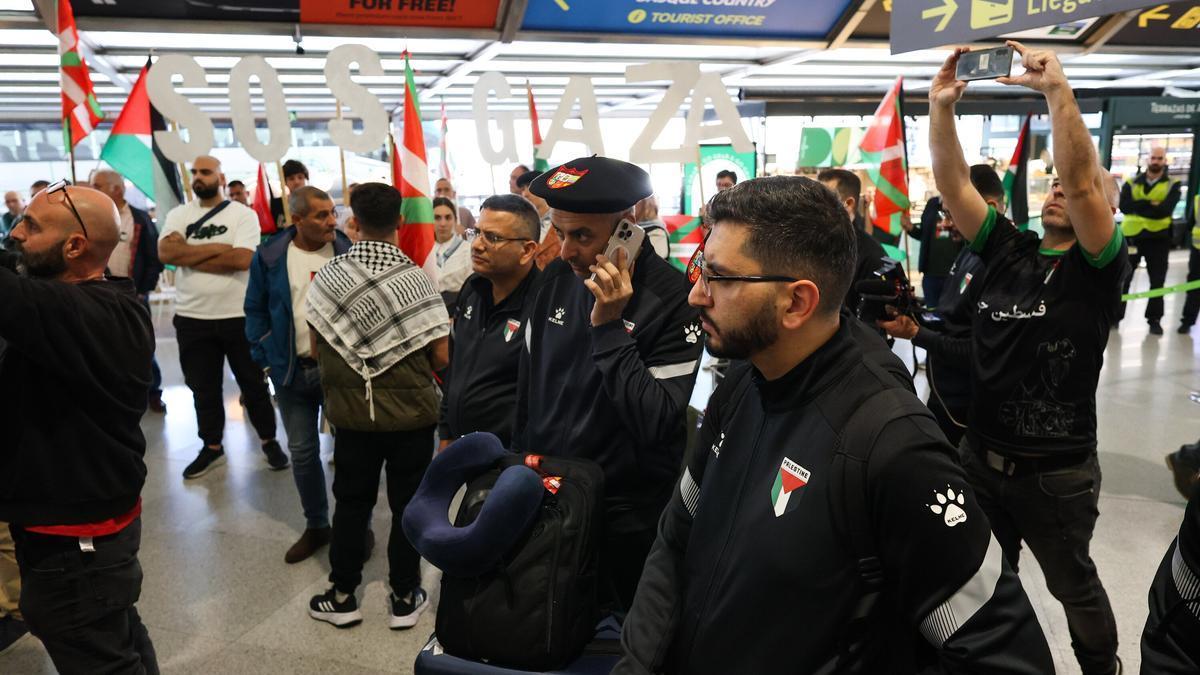 La selección de Palestina llega a Bilbao para el partido contra la Euskal Selekzioa