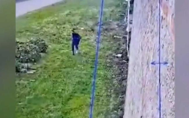 El mafioso Marco Raduano huyendo de la cárcel.