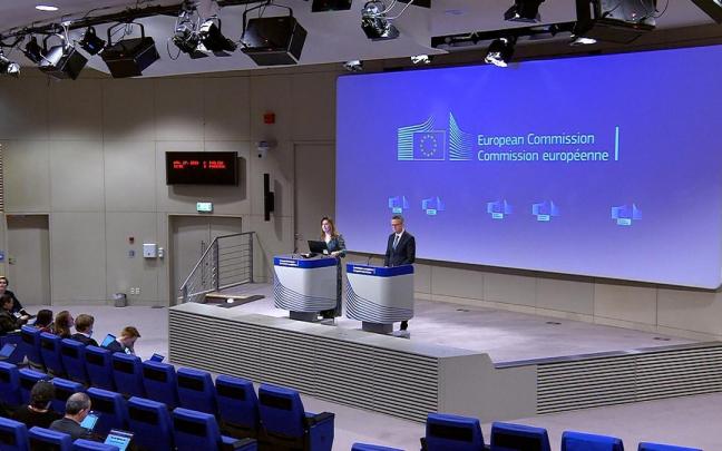 El portavoz de la Comisión Europea, Eric Mamer, en su comparecencia ante los medios. El portavoz de la Comisión Europea, Eric Mamer, en su comparecencia ante los medios.