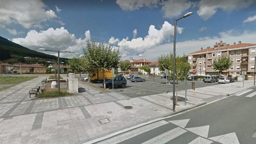 Orozko quiere aplicar soluciones naturales en el parking de Hegoalde