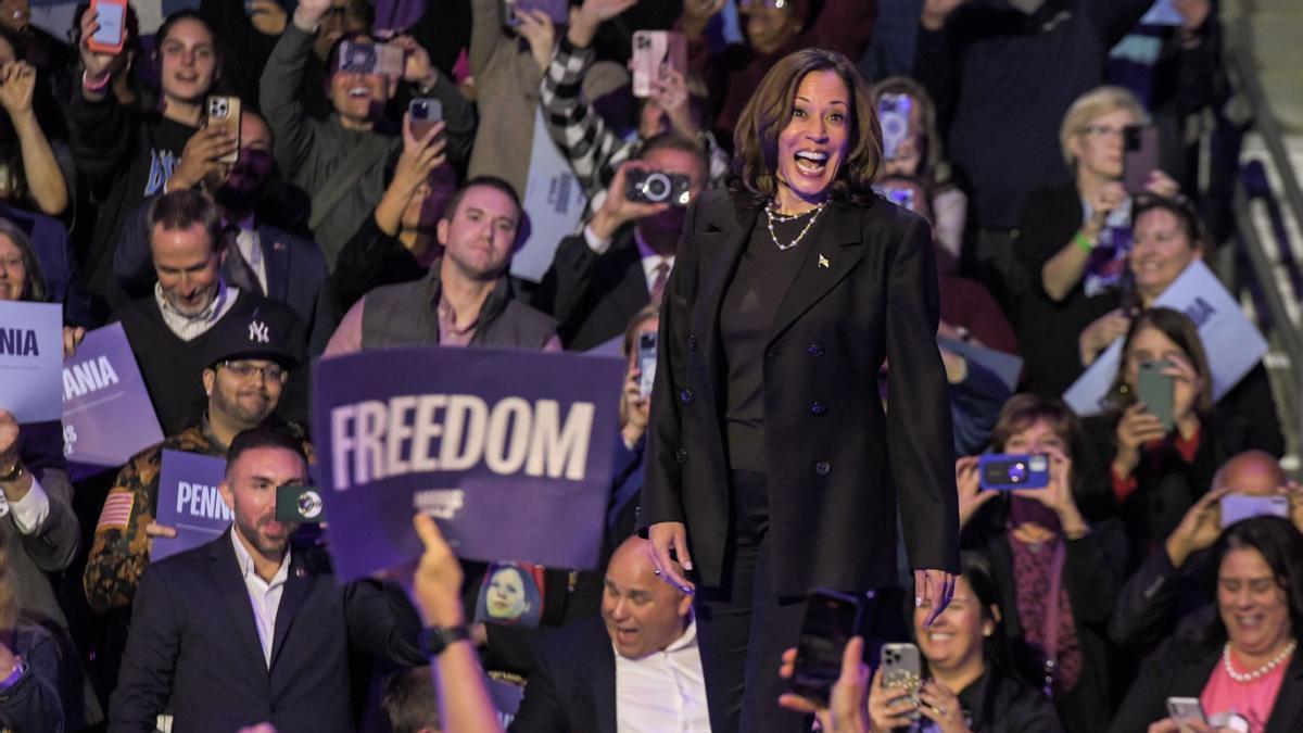 Kamala Harris y Donald Trump han intensificado su campaña a tres semanas de las elecciones.