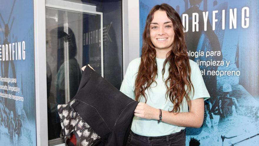 Naia Espinosa, reinventando la gestión de los trajes de neopreno