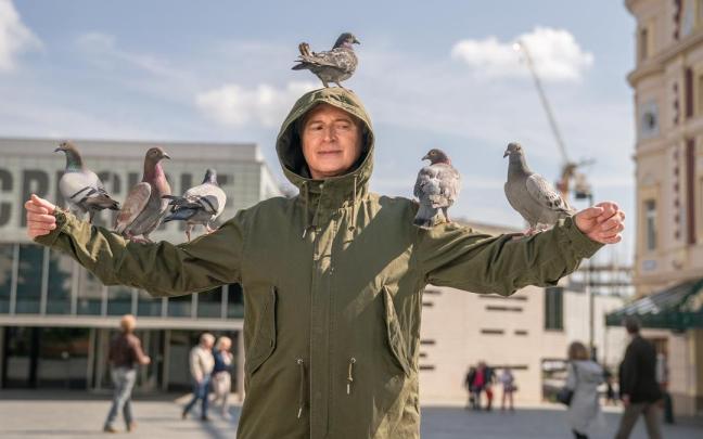 Robert Carlyle, en una escena de la miniserie ‘Full Monty’.