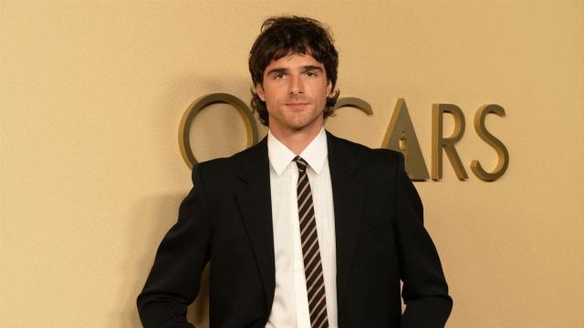 El actor Jacob Elordi en la comida que reunió hace unas semanas a los nominados a los Oscars.