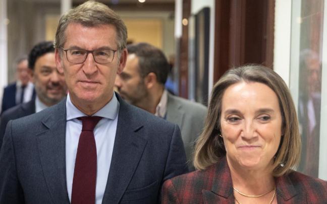 Feijóo, junto a Cuca Gamarra.