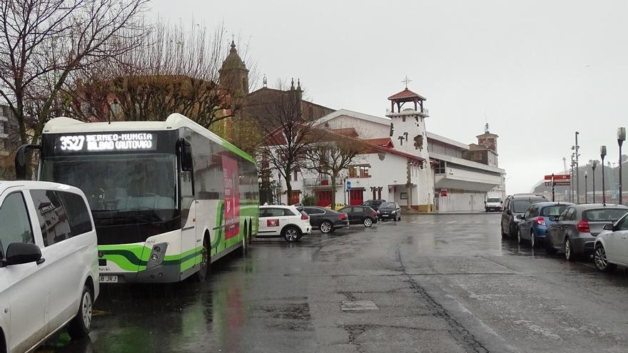 Los servicios que comiencen antes de la hora de inicio de la huelga (las 00:00 horas de cada una de las jornadas) deberán seguir prestándose hasta concluir su trayecto habitual, ya que de lo contrario se dejaría a los viajeros parados sin c