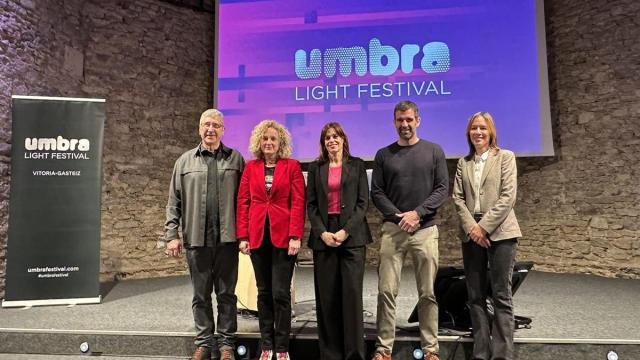 Umbra Light Festival jaialdiak 19 argi instalazio eskainiko ditu Gasteizen otsailaren 6tik 8ra.