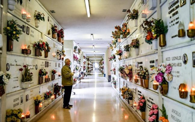 Un cementerio de Bérgamo, Italia, en una imagen de archivo