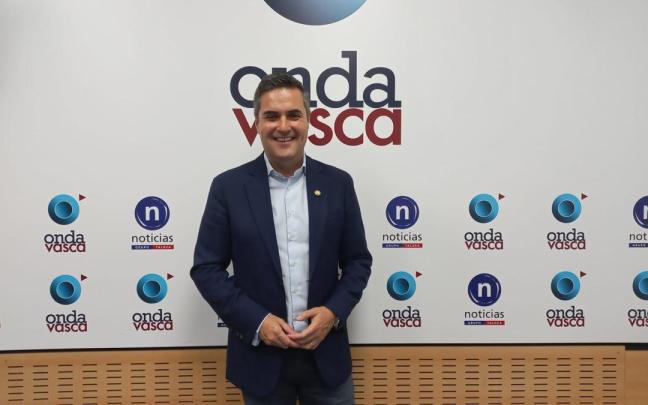 El consejero Mikel Jauregi, en Onda Vasca.