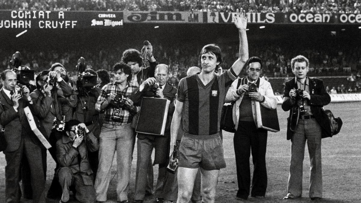 Johan Cruyff, en su presentación como jugador del Barcelona.