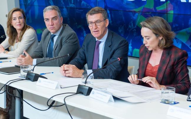 Cuca Gamarra ha hecho el anuncio de la celebración de un acto en Madrid, tras el guante lanzado por Aznar este pasado martes.