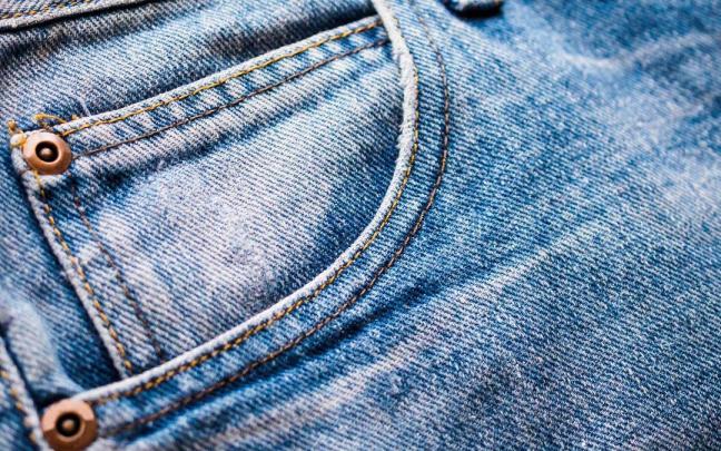 Minibolsillo de los pantalones vaqueros.
