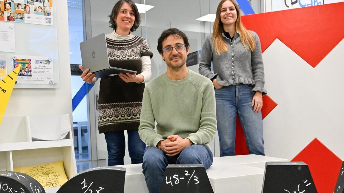 María Merino, Onintze Zaballa y Fernando García investigadores del BCAM.