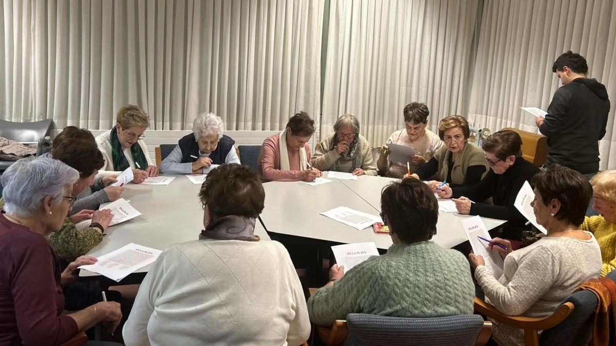 La oferta municipal de cursos incluye propuestas para las personas mayores