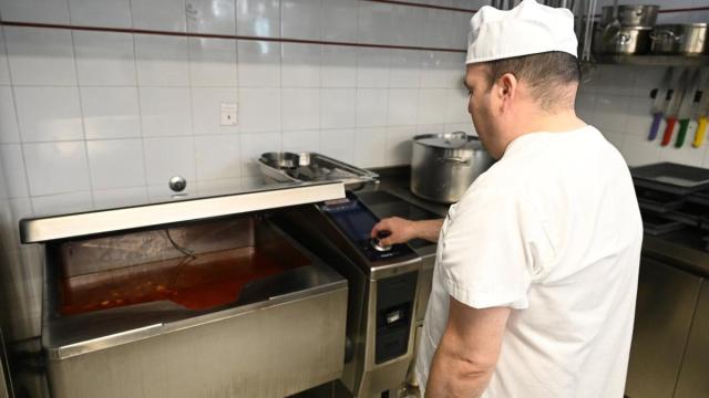 Las AMPAs de Basauri valoran positivamente el nuevo modelo de cocina mixta