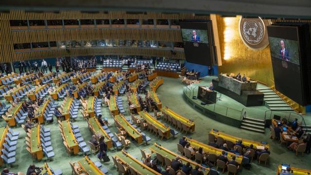 La Asamblea General de la ONU, prácticamente vacía durante la intervención de Netanyahu.