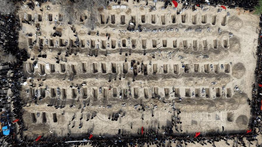 Funeral en Irán por las víctimas de un bombardeo de Estados Unidos contra una escuela en Minab en los primeros compases de la ofensiva lanzada el 28 de febrero junto a Israel contra el país asiático.
