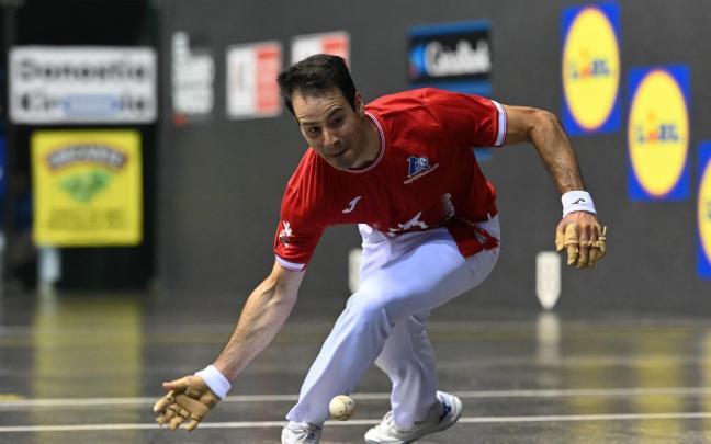 Unai Laso vence a Darío en el Manomanista en el Atano III de Donostia.