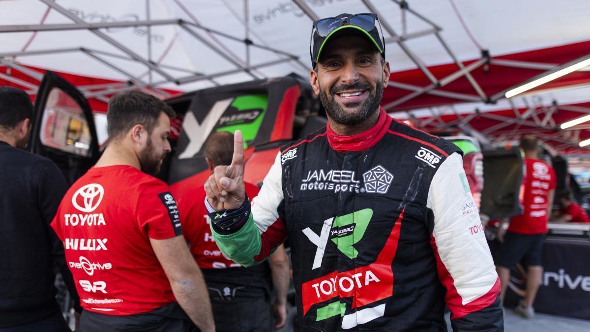El saudí Yazeed Al-Rajhi en la última etapa del Dakar.
