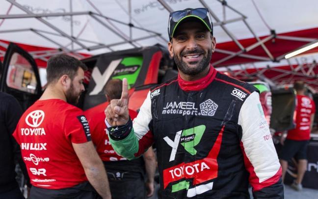 El saudí Yazeed Al-Rajhi en la última etapa del Dakar.