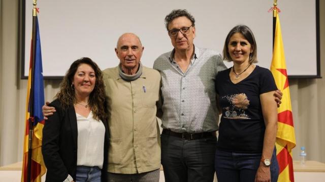 El nuevo presidente de la ANC, Josep Vila, junto al hasta ahora presidente Lluís Llach