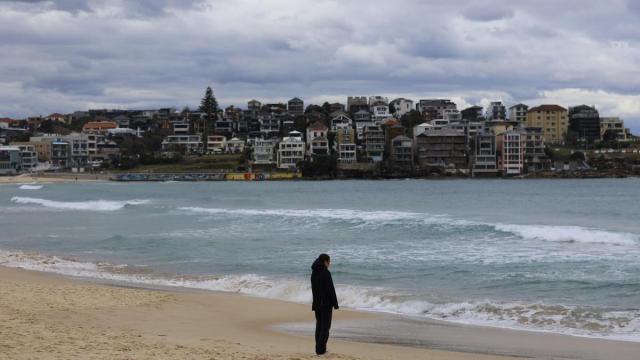 Al menos 16 heridos tras un presunto ataque a tiros contra bañistas en la playa australiana de Bondi