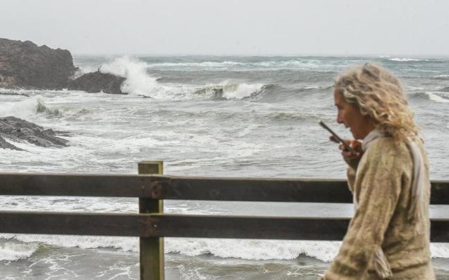 Continúa activo hasta las 15.00 horas el aviso amarillo por riesgo marítimo-costero