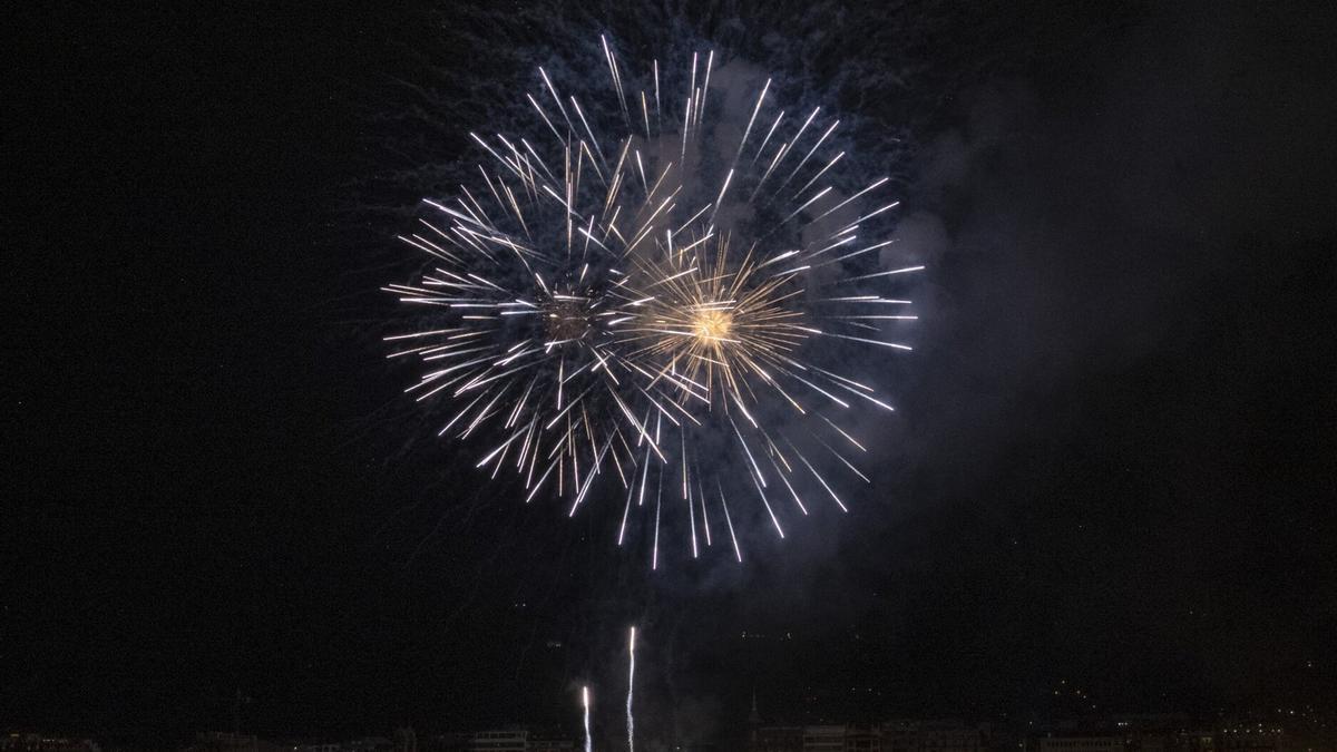 Los fuegos artificiales, un clásico de la noche del 24 de junio, se supenden por las altas temperaturas y el riesgo de incendios.