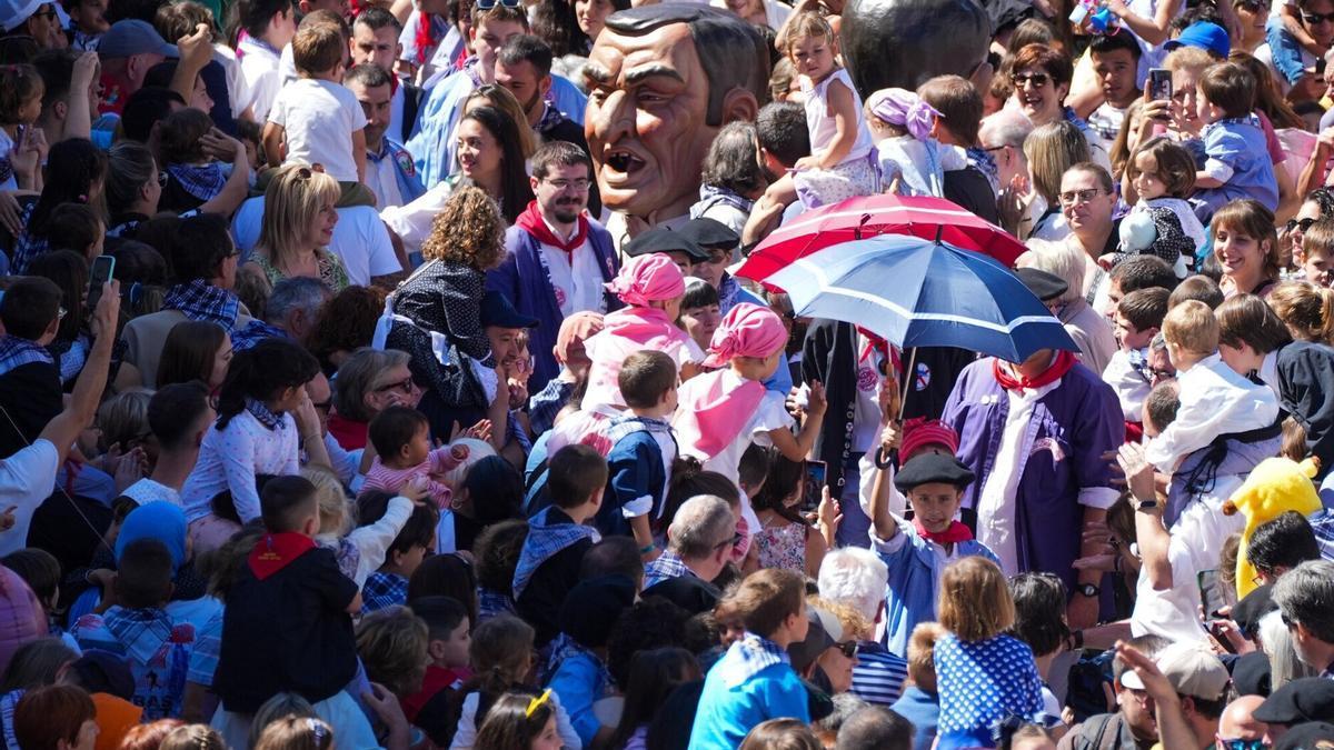 EN IMÁGENES: Este es el ambiente del que podemos disfrutar en las fiestas de La Blanca en Vitoria