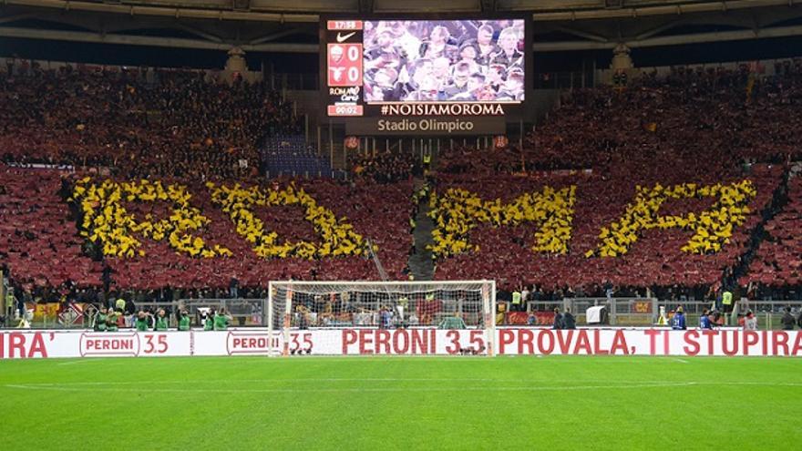 La afición de la Roma en el Estadio Olímpico.