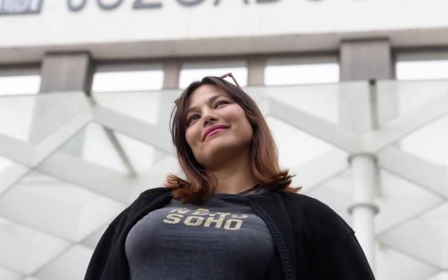 La actriz Elisa Mouliaá a su salida de los Juzgados de Plaza de Castilla / EP La actriz Elisa Mouliaá a su salida de los Juzgados de Plaza de Castilla